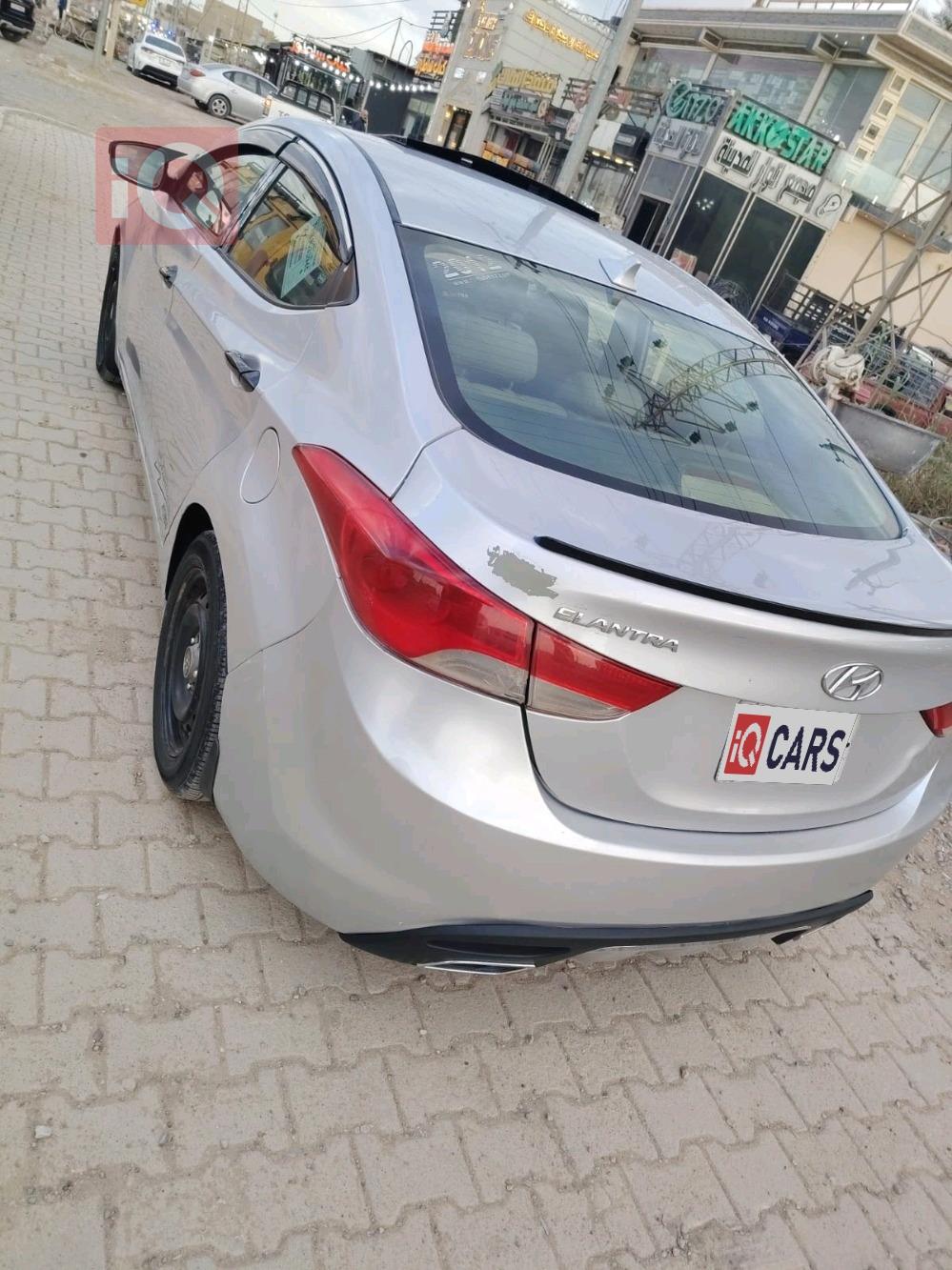 هيونداي النترا